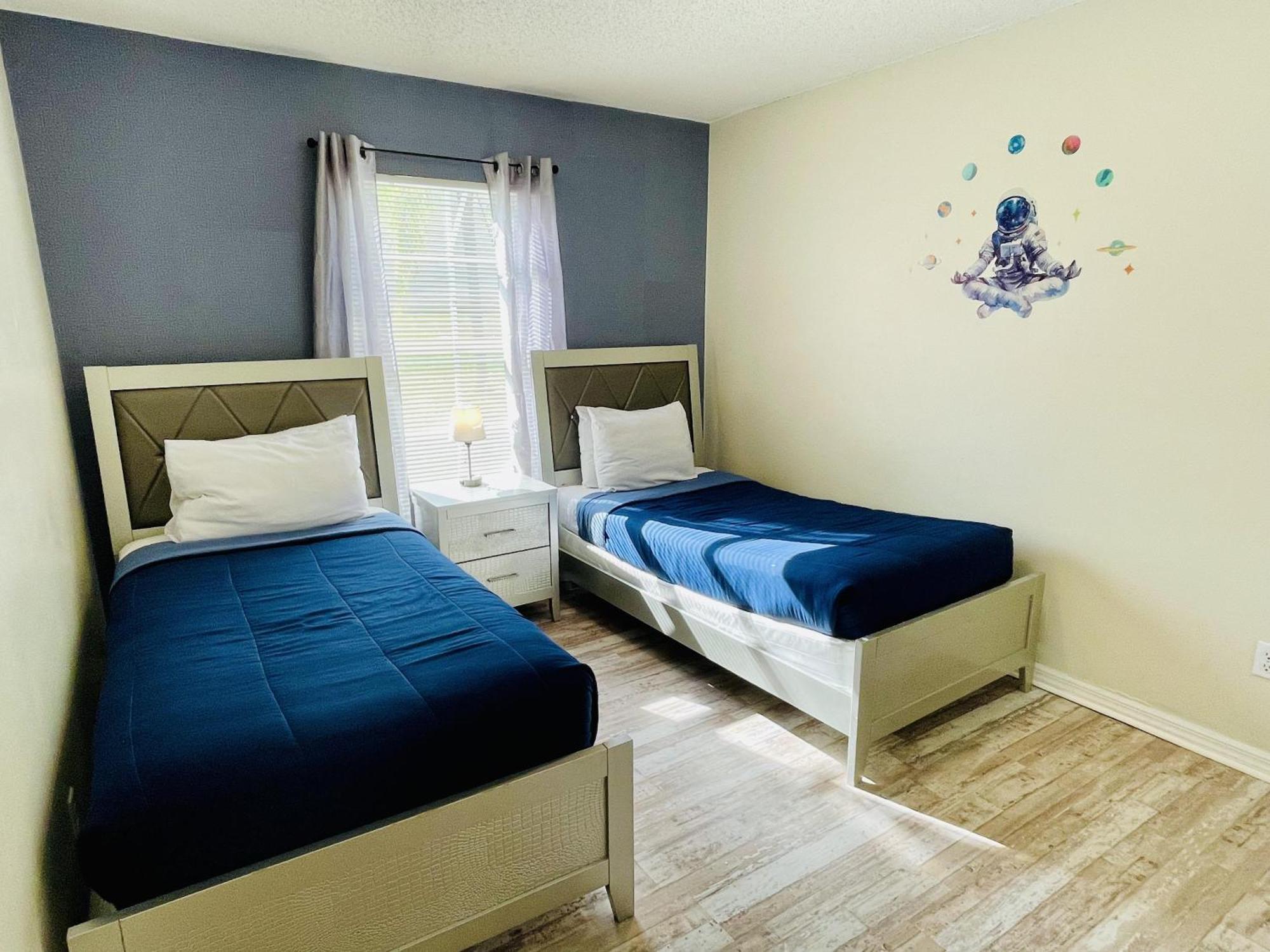 Beautiful 5-5 Bedroom Home!!! Kissimmee Exteriör bild