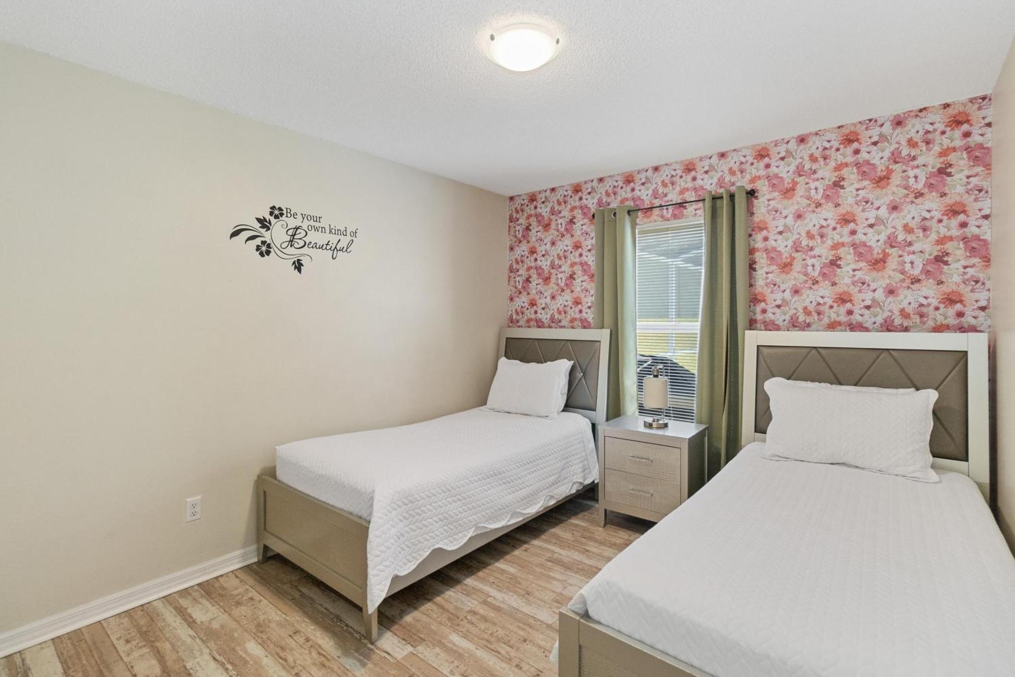 Beautiful 5-5 Bedroom Home!!! Kissimmee Exteriör bild